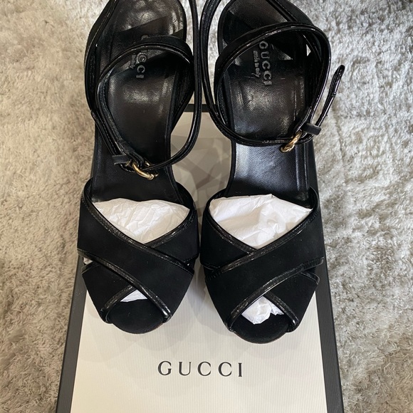 Authentic Gucci Heel Sandal - Picture 1 of 5